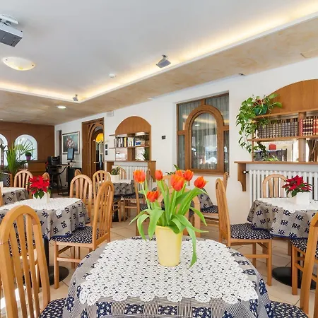 Edelweiss Szálloda Cervia