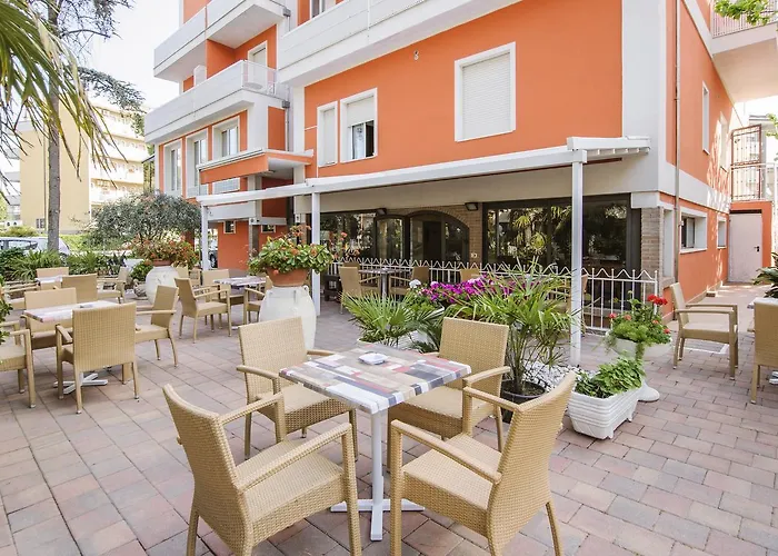 Hotel Edelweiss *
